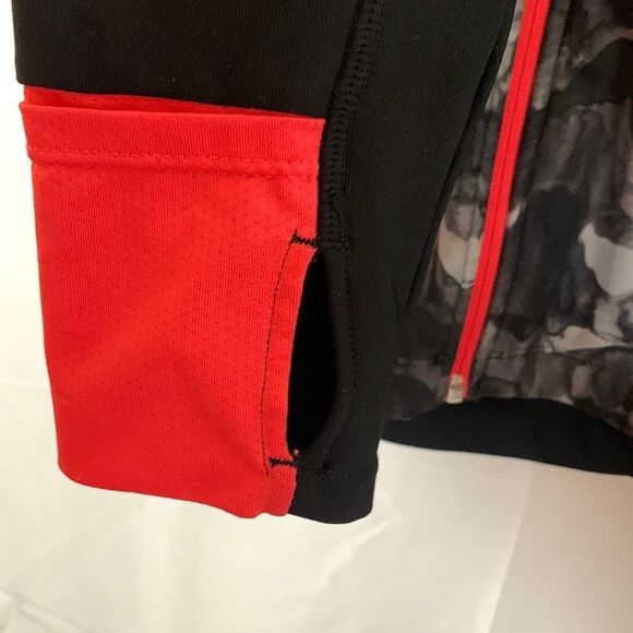 Mondetta Black, Grey & Pink Zip-Up Sweater - Picture 4 of 8